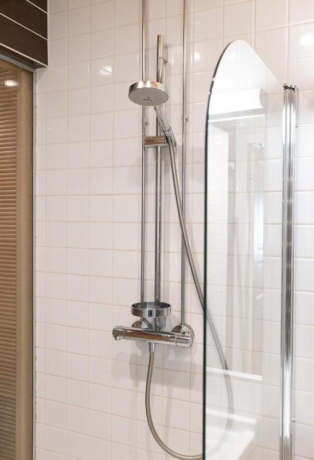 2Ndhomes Luxury Helsinki Center 2Br Apartment With Sauna ภายนอก รูปภาพ